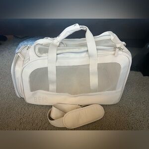 BEIS Regulation Pet Carry-On in Beige